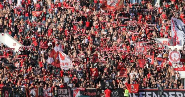 ЦСКА призова своите привърженици да напълнят позволените 20 000 места
