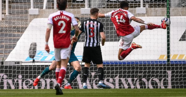 Арсенал удари абоната си Нюкасъл с 2 0 като гост в