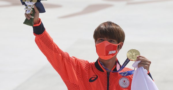 Японец е първият олимпийски шампион в скейтборда в историята на