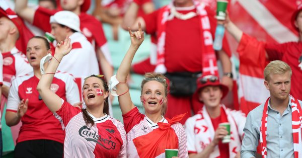 Британското правителство окончателно отказа да пусне датски фенове на полуфинала