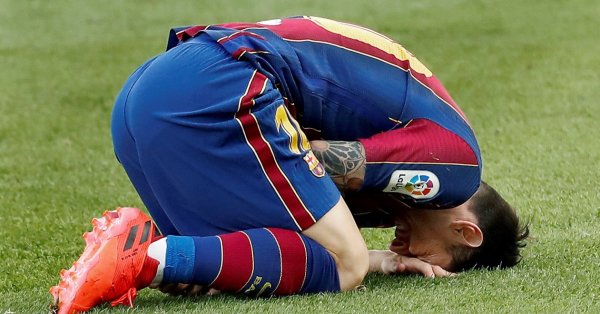 Пандемията коронавирус удари особено силно отбора на Барселона който не може