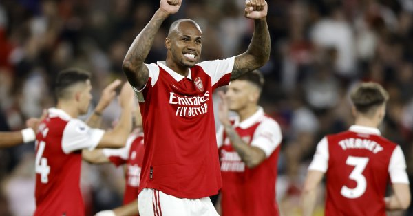 Формата на Арсенал Общо 9 победи и 1 загуба в