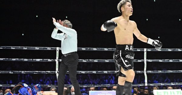 През целия мач японецът показа агресивния си стил на боксиране
