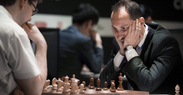 В класацията на chess24 първото място за Най велик шахматист на