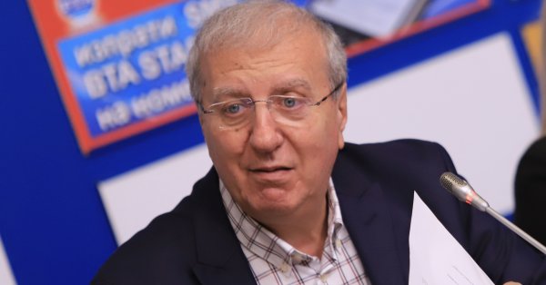 Бившият президент на ЦСКА Александър Томов обеща че отново ще