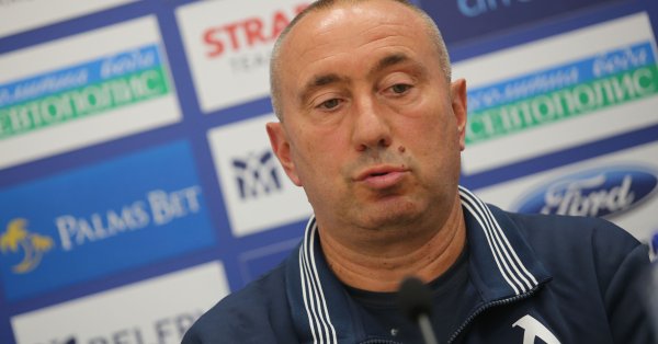 Мажоритарният собственик на ПФК Левски Наско Сираков представи новия стар