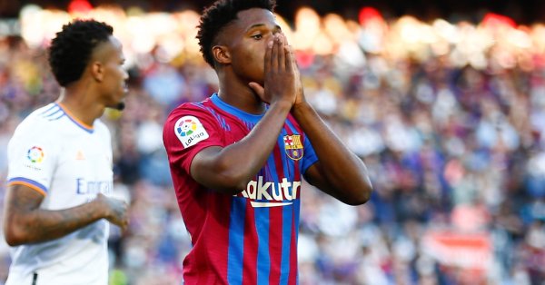Младата звезда на Барселона Ансу Фати получи поредна контузия и