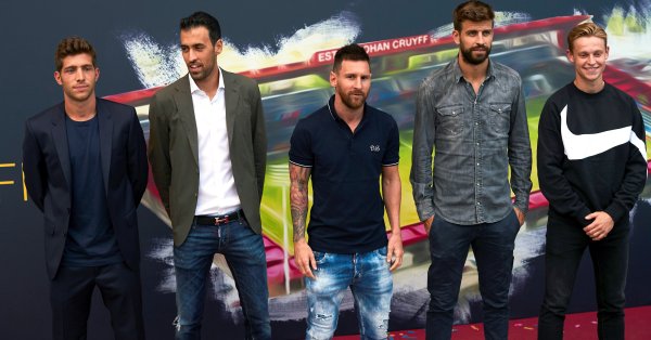 Четирима важни футболисти на Барселона висят с картони и ще