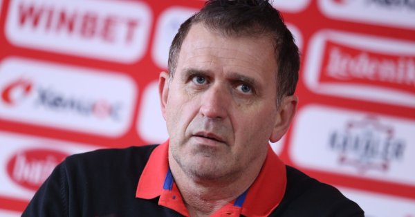 Снимка: Има ли план Б? Бруно Акрапович коментира кризата в ЦСКА
