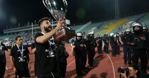 В дирижиран жребий за първия кръг от финалната фаза ще