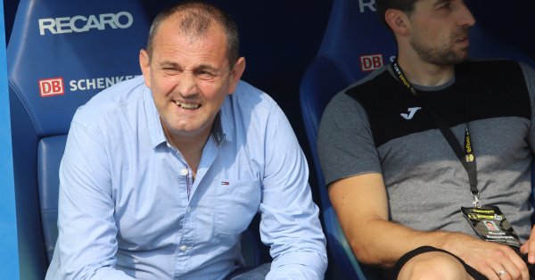 Златомир Загорчич отново е треньор на “Славия“. Новината потвърди президентът