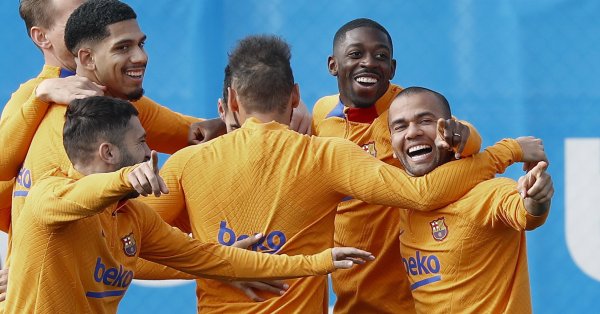 Формата на Барселона Общо 5 победи и 5 равенства в