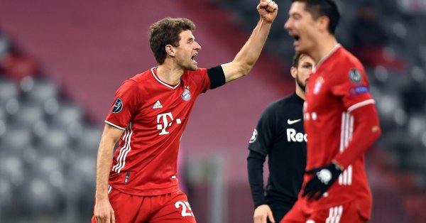 След поражението с 1 2 от Айнтрахт Франкфурт седмици по рано също