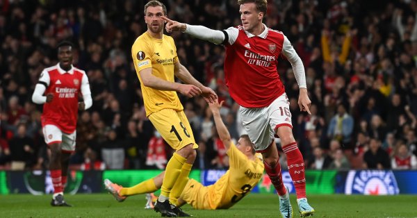 Арсенал започна много силно срещата и на практика реши изходя