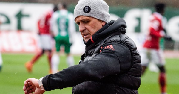 Треньорът на ЦСКА Бруно Акрапович остана много ядосан след загубата