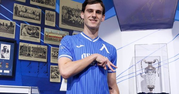 В края на 2016 година преминава в друг италиански тим