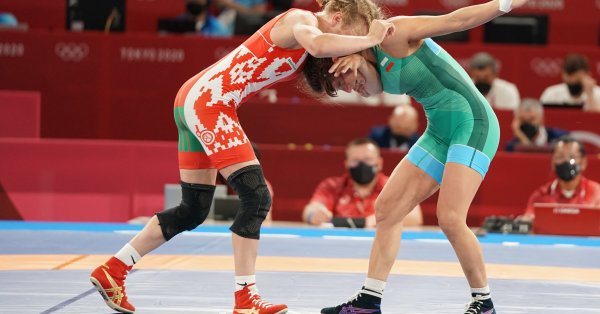 Българската състезателка по борба Евелина Николова научи името на съперничката