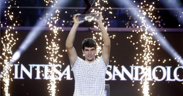 Испанският тийнейджър Карлос Алкарас спечели титлата от младежките финали в