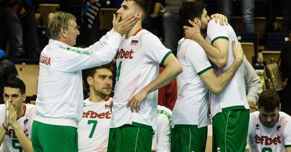 Мъжкият национален отбор на България записа пета загуба във Волейболната