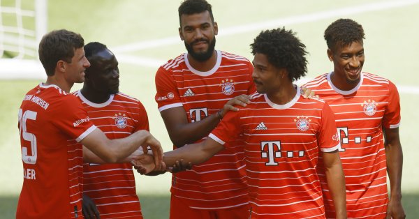 От Байерн бяха заявили само че Чупо Мотинг отсъства от тренировки