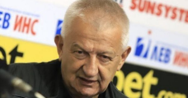 Собственикът на Локомотив Пловдив Христо Крушарски призна че е разочарован