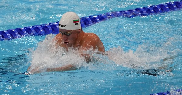 Българският плувец Любомир Епитропов не успя да се класира за