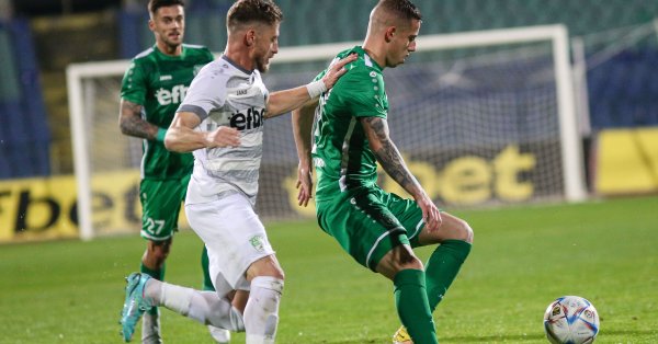 Формата на Берое Общо 3 победи 2 равенства и 5