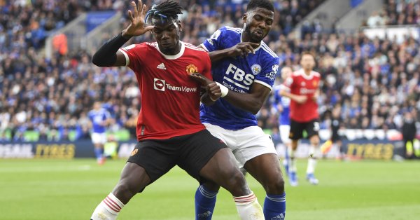Полузащитникът на Манчестър Юнайтед пол Погба подстави под напрежение мениджъра
