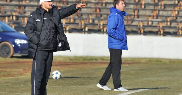 През последните дни в пространството се въртят всякакви варианти за