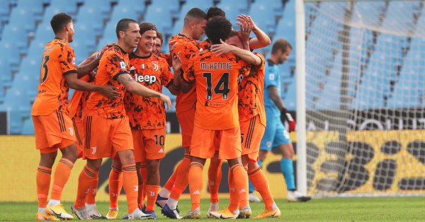 В Шампионска лига унгарците паднаха с 1 5 от Барселона на