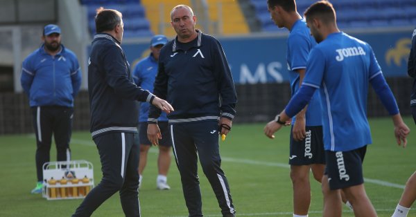 Левски подписа договор с нападателя Димитър Костадинов за три години