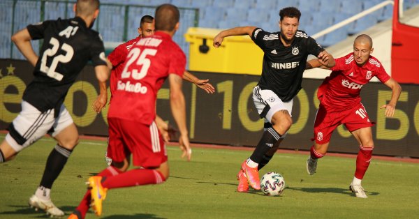 ЦСКА ще приеме Ocиeк на Националния стадион Васил Левски в