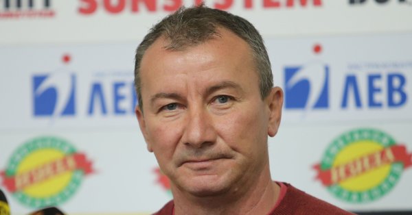 От ЦСКА поздравиха треньора класирал ги в груповата фаза на