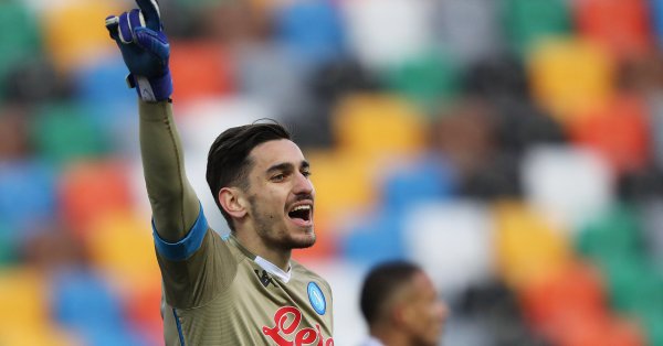 Дълго време Мерет беше резерва на Давид Оспина но от