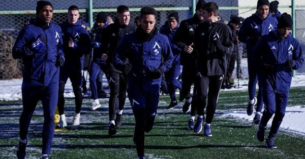 Тренировката в четвъртък 13 март стартира в 11 00 часа и