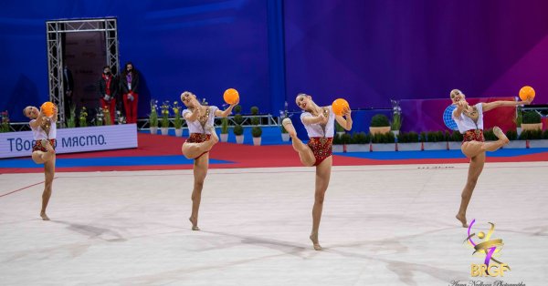 Българският ансамбъл по художествена гимнастика спечели златото в многобоя на