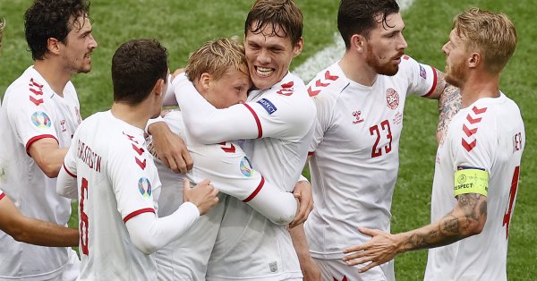 Дания е първият четвъртфиналист на Евро 2020, след като елиминира