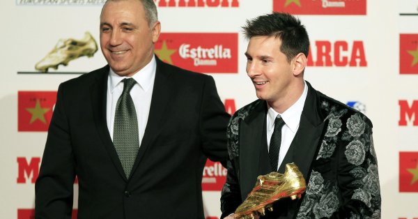 Легендата на българския футбол Христо Стоичков прогнозира победа на Италия