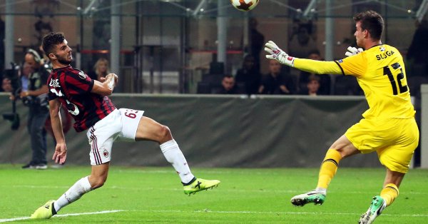 Мениджърът на Лутън Нейтън Джоунс пък обясни че в създалата