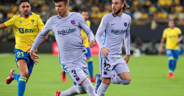 Жерар Пике не можа да помогне на Барса да постигне