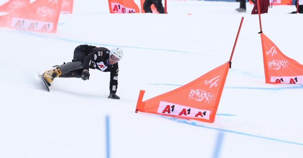 Най добрият български сноубордист в паралелните дисциплини Радослав Янков не успя