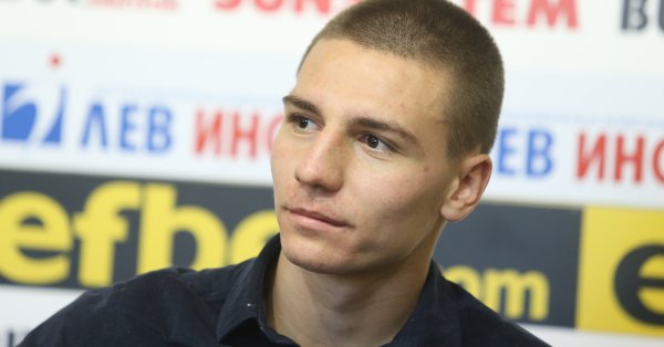 Националът Валентин Антов ще запише втори мач като титуляр в