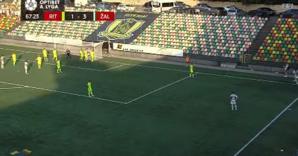 До края на полувремето Жалгирис стигна до пълен обрат като