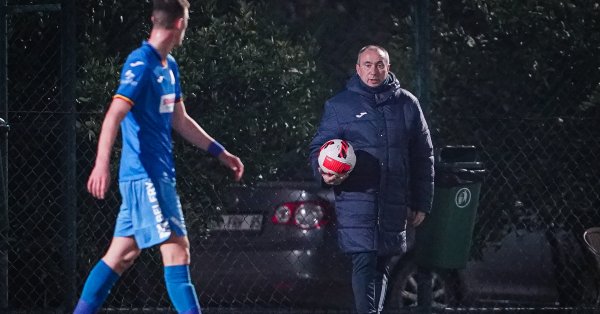 Друга задължителна манипулация за футболистите е ежедневното посещение при масажистите