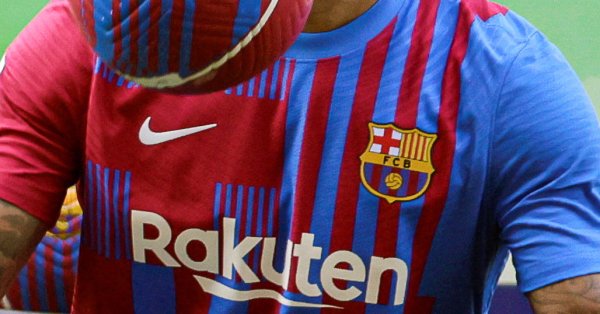 Талантът на Барселона Алехандро Балде преподписа с клуба до 2024
