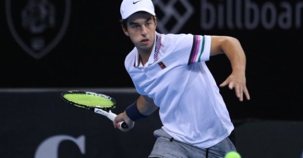 Двубоят започна равностойно но след 2 2 Муте реализира два пробива