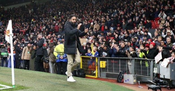 Тотнъм е съсед на манчестърци в таблицата на Премиършип Шпорите