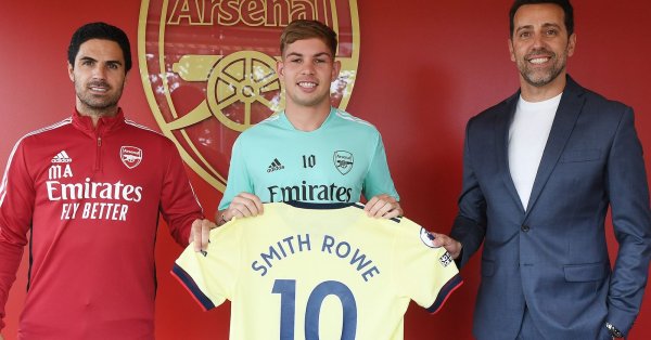 Емил Смит Роу официално подписа нов договор с Арсенал и сложи