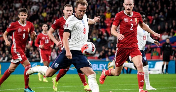 Англия приема Албания в световна квалификация Формата на Англия Общо