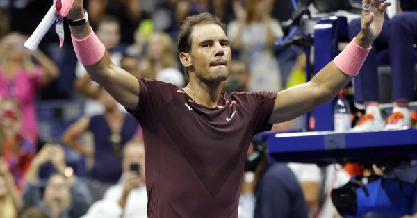 От средата на тази част носителят на рекордните 22 титли